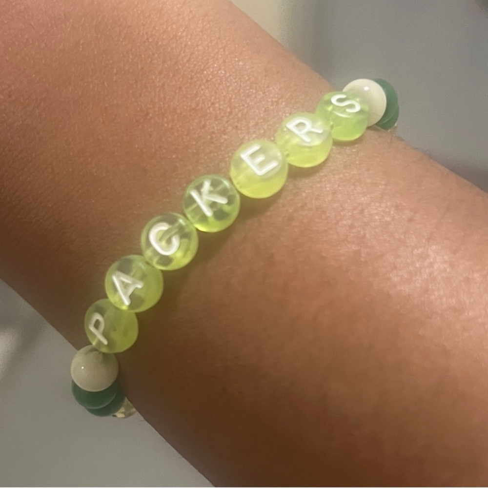Packers Green and White Beaded Bracelet